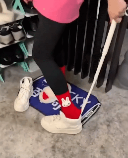 Professional Shoe Horn Long Handle Shoehorn Telescopic Adjustable Length Shoe Horn Shoe Spoon Useful Lazy Shoe Lifter