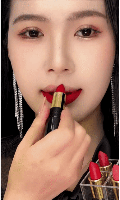 Nourish and moisturize No color loss Lipsticks