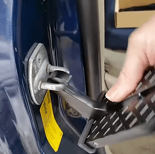 Universal Car Door Step Stand Pedal Foldable Top Roof Rack Step Ladder Doorstep Door Latch Feet to Rooftop for Car SUV Truck