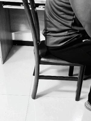 4PCS/set 90 Degree Angle Corner Brackets Stainless Steel Corner Brace Fastener Wall Brackets Hanger for Shelves Table Chair