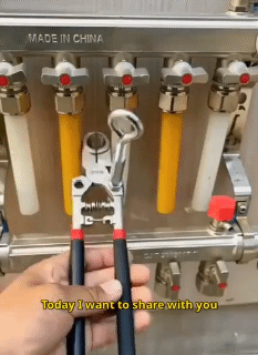 Geothermal Water Pipe Removal Pliers Remove the tong water separator, remove the geothermal pipe, clean the heating special plie