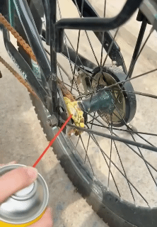 125/220ml Multifunctional Machinery Grease Lubrication Spray Anti-rust Lubricant Rust Remover Rust Inhibitor