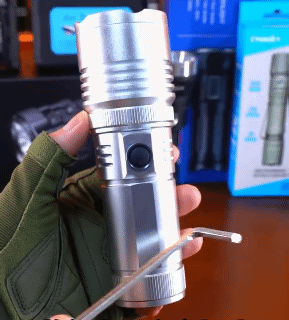 200000lumens M77 Laser Light Zoom Alloy Flashlight Built-in 6000mAh 26650 Rechargeable Battery With 360 Ring Sidelights Long Range