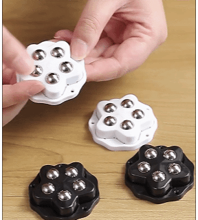 4Pcs 5 Bead Self-adhesive Castors with Brakes 360° Swivel Castors with Ball Bearings The Ultimate Tool for Moving Furniture Load capacity: 200 kg (set of 4)