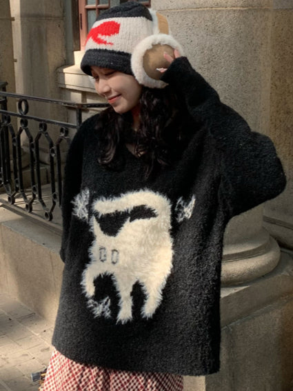 Women's Spring V-neck Knit Sweater with Cute Cat Design, Eye-catching and Stylish