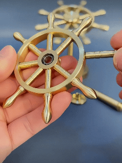 High Quality Brass Rudder Ornoment Rotary Toy Desktop Decoration Helmsman Ship Steering Wheel Metal Handicrafts Festival Gifts