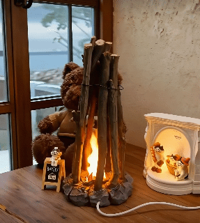 Handcrafted Stone and Branch Campfire Lamp｜Retro Ambiance Night Light｜Interior Decor Inspiration