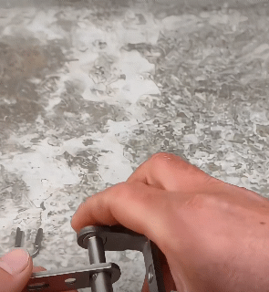 304 Stainless Steel Self-Locking Hinge｜Adjustable Gear Design｜Bidirectional Free Opening/Closing｜Suitable for Bar Counter Doors, Half-Height Doors, Bathroom Doors｜Rustproof, Waterproof, Corrosion-Resistant