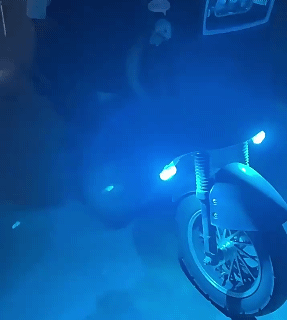 Motorbikes Remote-controlled 9-Light LED Flashing Light with 16-hour battery life Suitable for Cars, Motorbikes, Bicycles and Drones USB charging