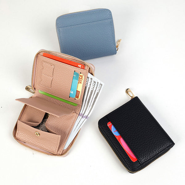 Short Zippered Wallet with Lychee-Patterned Design — 4 card slots · 1 bill compartment · 1 coin pocket Compact and portable