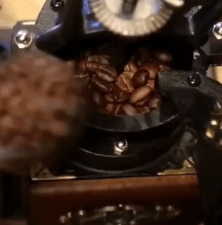 Vintage Style Manual Coffee Grinder Machine Wooden Coffee Bean Mill Grinder Roller Hand Coffee Grain Crank Mill