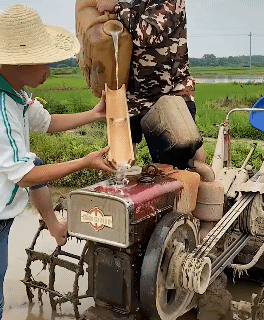 Portable Hand Fuel Pump Liquid Oil Transfer Pump Water Pump with 2 Meters Oil Pipe