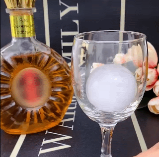 2PCS 4 Hole Ice Ball Maker Round Ice Hockey Ball Mold Reusable Sphere Cube Tray Box Mould Bar Tools Cocktail Home Kitchen