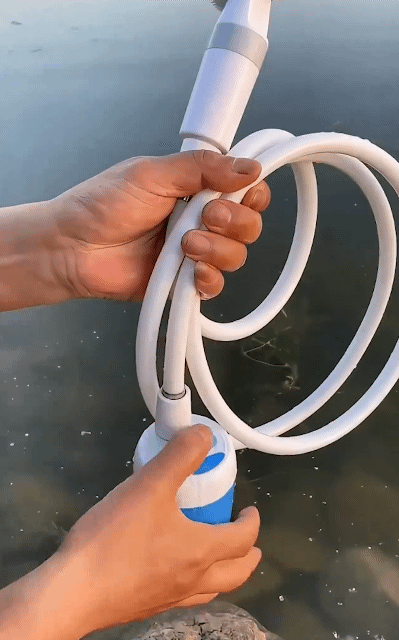 Portable Electric Outdoor Shower Set Handheld Shower Head Adjustable Flow Camping Shower for Hiking Backpacking Beach Traveling Car Washing Gardening Pet Cleaning