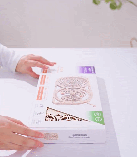 Hand-assembled Wooden Mechanical Gear Transmission Model Three-dimensional Puzzle