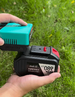 120W Lithium Battery Inverter 21V to AC110/220V DC5V 12V Inverter Intelligent Battery Transformer for 21V Makita/ /Dayi/DeWalt/Milwaukee Battery