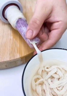 Multifunctional Noodle Machine Sausage Maker Home Fully Automatic Wireless Handheld Commercial Portable Noodle Squeezing