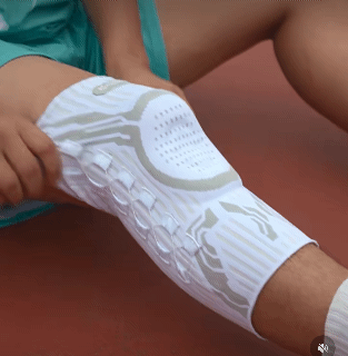 EXCLUSIVE PATENT Knob pressurization Knee Brace Support Patella Gel Knee Compression Sleeve for Knee Pain Meniscus Tear Injury Recovery