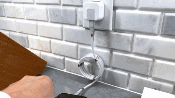 Automatically Retractable Charging Cable Fast Charging