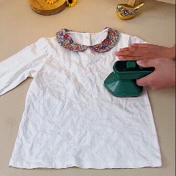 New Handheld Mini Portable Ironing Machine Professional wet and dry steam iron