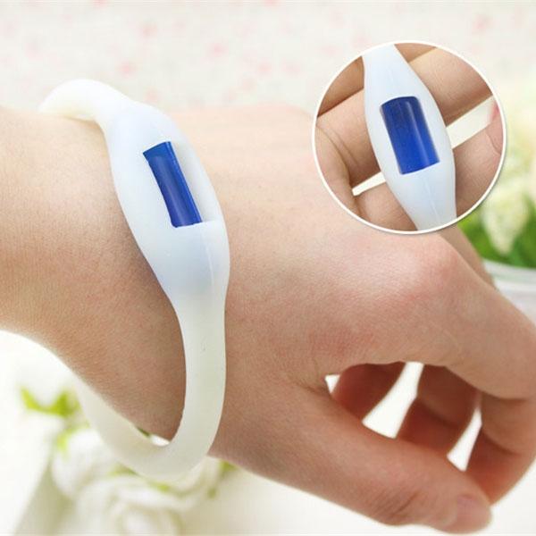 2pcs Mosquito Killer Natural Repellent Male Style Mosquito Bracelets for Adult Random Delivery