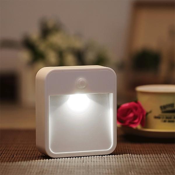 LED Wireless PIR Motion Sensor Battery Powered Night Light