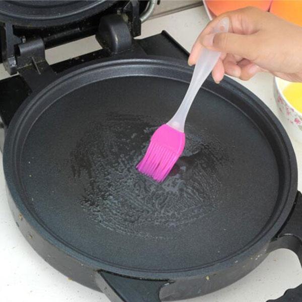Heat Resisting Silicone Oil Brush BBQ Baking Cooking Brush - Rose Red