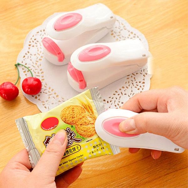 Mini Plastic Bag Heat Sealing Machine Food Bag Sealer White & Pink