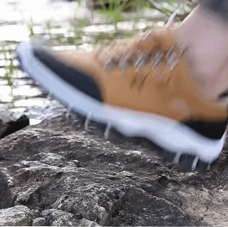 Men’s Non-slip Climbing Waterproof Boots Leisure Comfortable Light Shoes