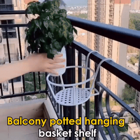 The Rail Fence Flower Planters Iron Art Holder