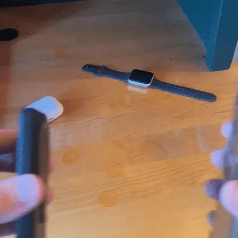 New Wireless Magnetic Suction Quick-Charge Power Bank With Folding Stand Support wireless charging of Phone Watch Headset